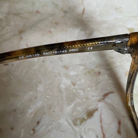 New in box, DIFF blue light protection  eyeware, light colour turtoise frames - Picture 3 of 3